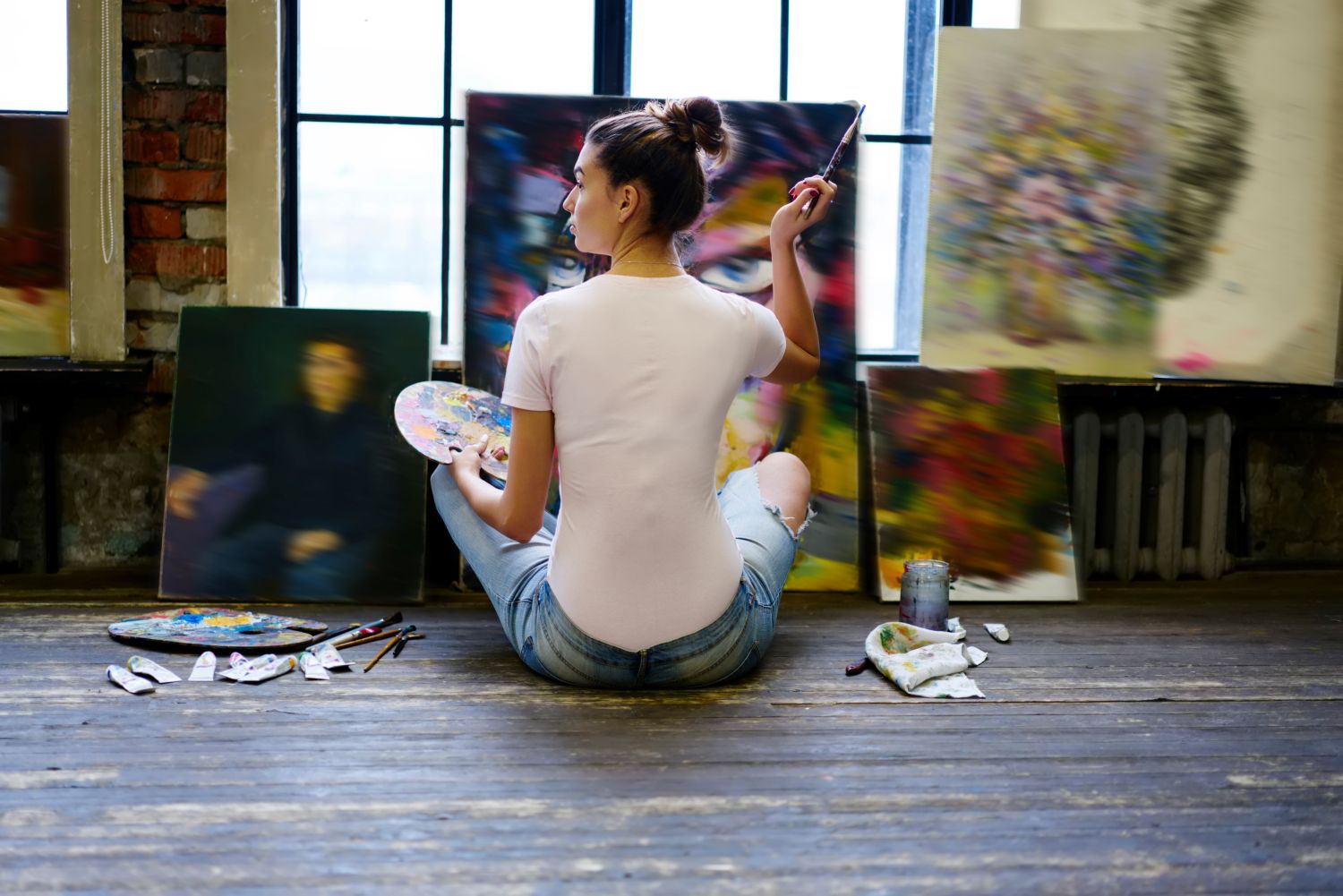 Immersing oneself in art